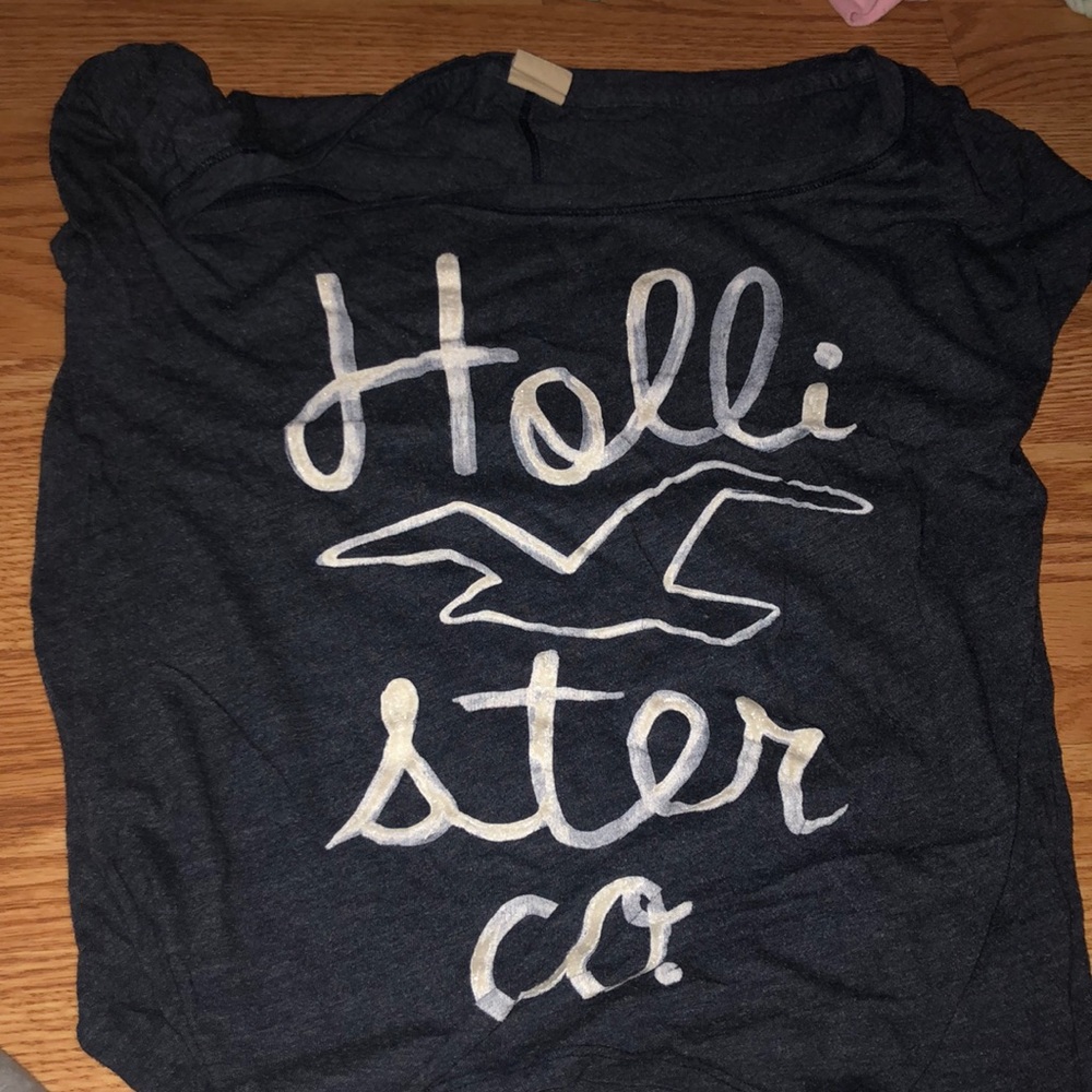 Hollister charcoal grey shirt
